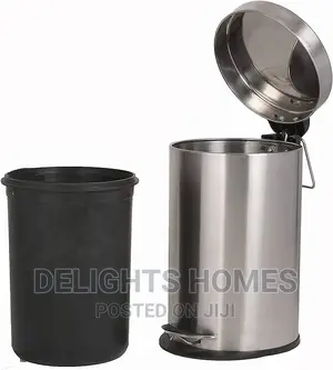 *Stainless Steel Pedal Dustbin With Plastic Inner Bucket*