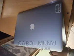 New Laptop Apple MacBook Air 2023 M2 8GB Intel Core I7 SSD 256GB