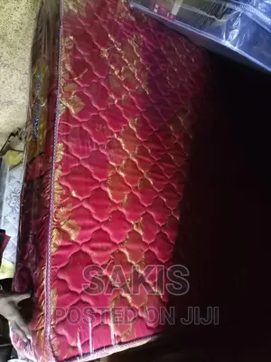 Comfortable Mattresses! 5 X 6,8inch. HD Quilted Fiber.
