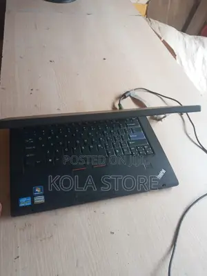 Laptop Lenovo ThinkPad T420s 4GB Intel Core I5 HDD 500GB
