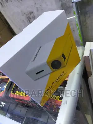YG300 Mini Projector