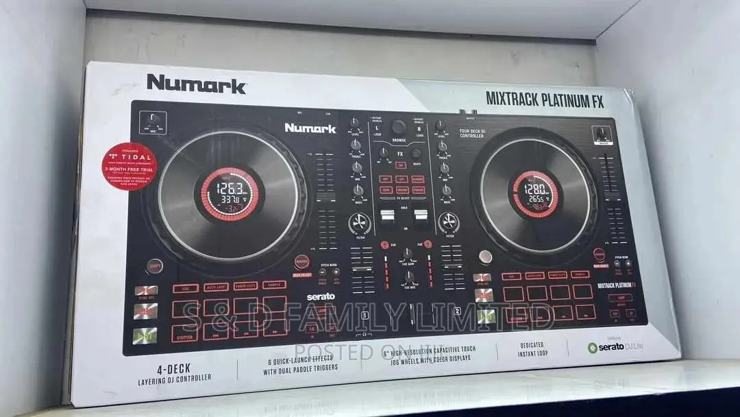 Numark Mixtrack Platinum FX With Serato