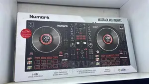 Numark Mixtrack Platinum FX With Serato