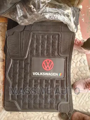 Rubber Mats/ 5 PCS VW Car Mats