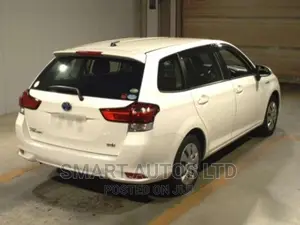 Toyota Corolla Fielder 2016 White