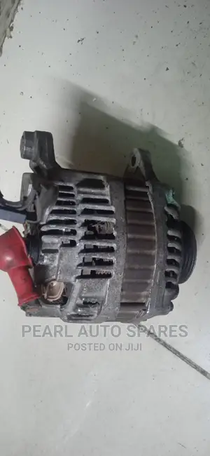 Alternator Nissan Navara
