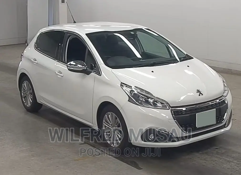 Peugeot 208 2016 White