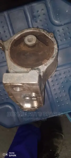 Honda Fit, Insight, Stream Gearbox Mounting
