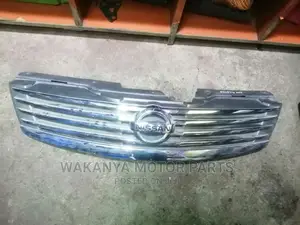 Nissan Sylphy Bluebird G11/N17 Grille, 2006 - 2012, Ex Japan