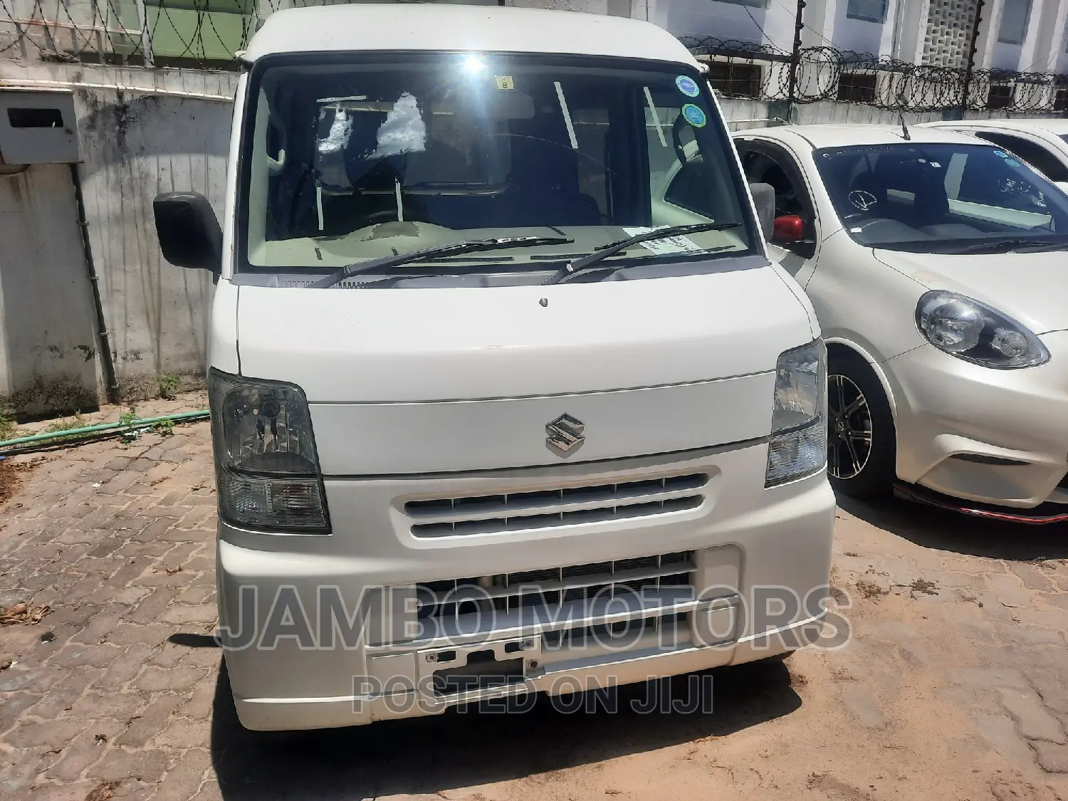 Suzuki Every 2015 White