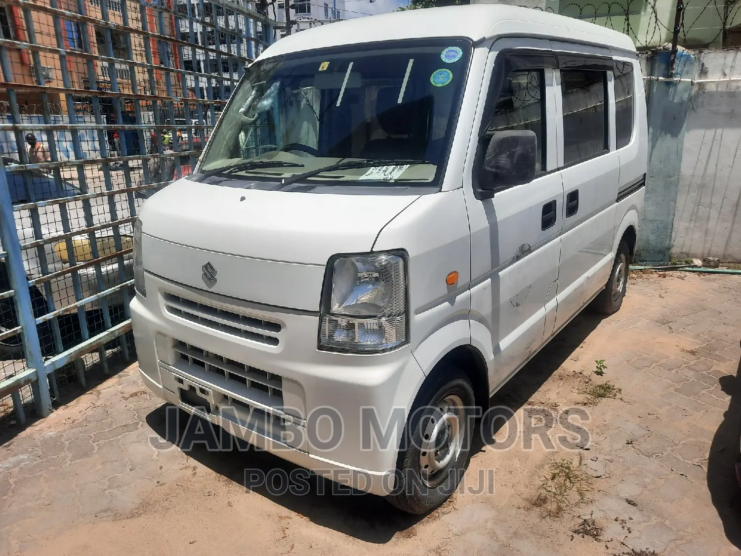 Suzuki Every 2015 White