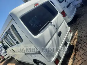 Suzuki Every 2015 White
