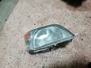 Toyota Dyna Headlight