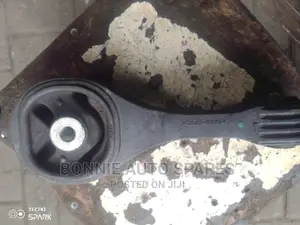 Escudo/Vitara Gearbox Mounting