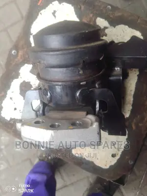 Suzuki Vitara/Escudo Engine Mounting