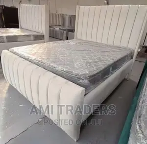 Luxury White Chester Bed