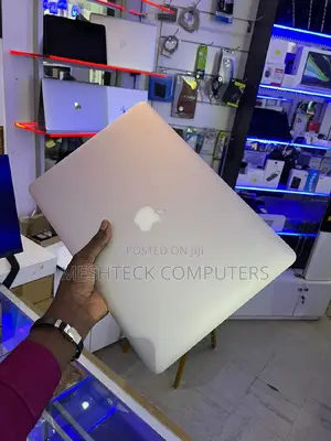 Laptop Apple MacBook 2014 16GB Apple M1 Pro SSD 512GB