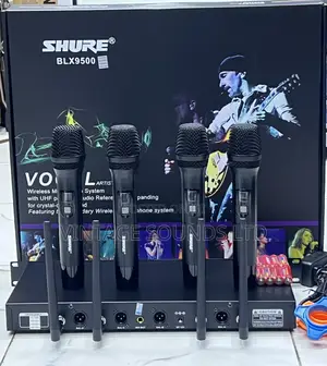 Shure 4 in 1 Wireless Microphone BLX 9500