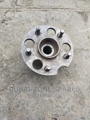 Harrier, Lexus, Rumion, Vanguard,Rav 4, Wishrear Wheel Hubs.