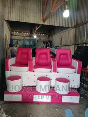 Pedicure Seat Pink and White 3 Seater With Drawers.