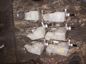 Brake Master Cylinders Toyota Ist