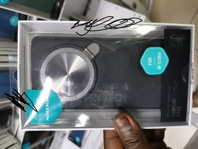 Mi 13 Ultra Black Mirror Prop Case