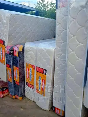 5 by 6 High Density Quilted Mattress 10 Inches