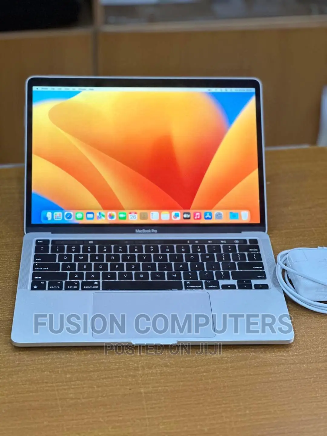 New Laptop Apple MacBook Pro 16GB Apple M2 SSD 512GB