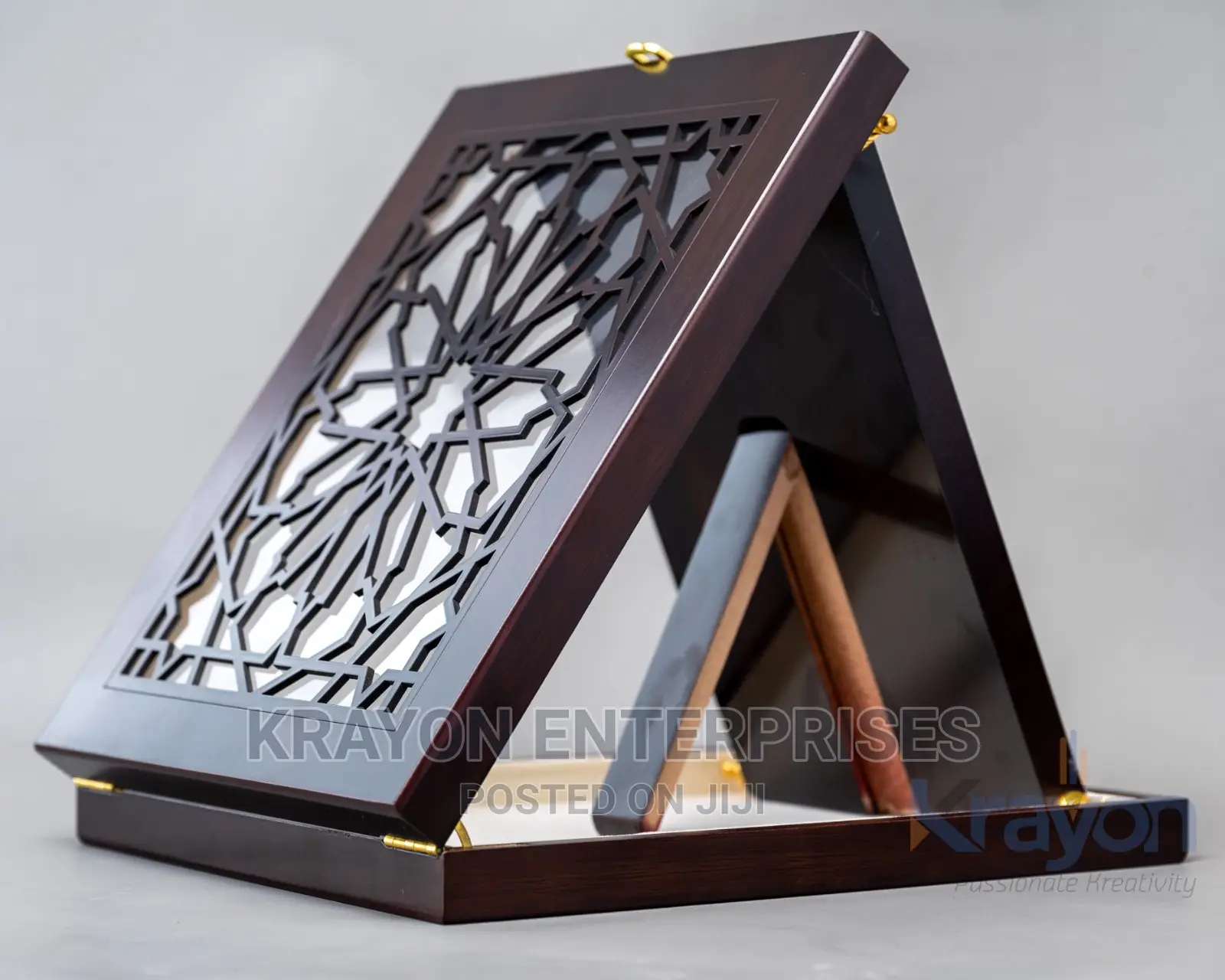 Stylish Wooden Uv Award.