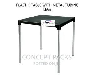 Boulevard Table With Aluminium Legs