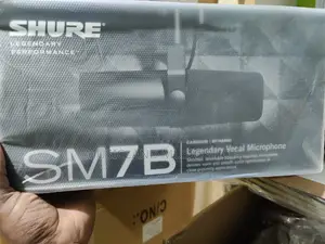 Shure SM7B