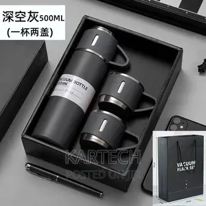 Thermos Set With 3 Cups