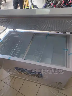Premier 300 Litre Chest Freezer