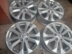17 Inch Nissan Juke Original Rims Set Silver