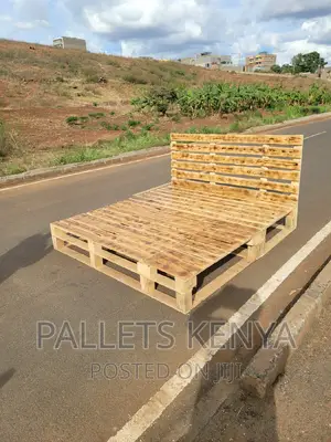Pallet Bed- 6*6 Detachable and Blazed Pallet Bed. (8R,#04L)