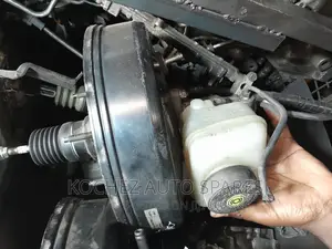 Brake Booster and Master Cylinder for Toyota Hiace 7l