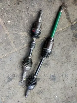 X-Trail Nt31,NT32 Mr20 2 4wd Drive Shaft Available on Offer.