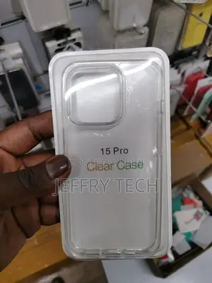 iPhone 15 Pro Clear Case With Tempered Glass Screen Prot