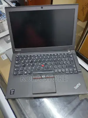 Laptop Lenovo ThinkPad X240 8GB Intel Core I5 HDD+SSD 500GB