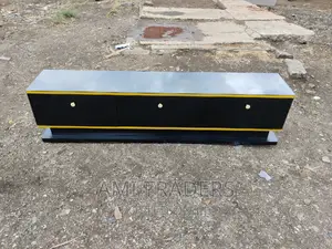 Glass Top Luxury Tv Stand (Black)