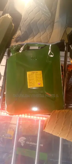 Metal Jerrycan/ Jerry Can Fuel/Petrol 20 Litres/Liters/20l