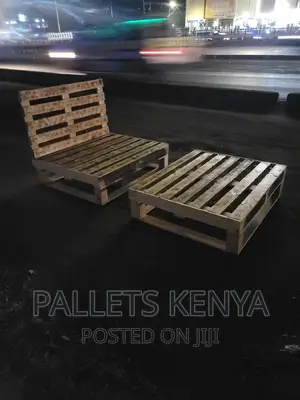 Pallet Bed- 4*6 Detachable and Blazed Pallet Bed. (EN#05 )