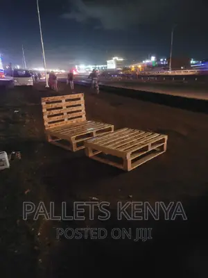 4*6 Pallet Bed- Detachable and Blazed Pallet Bed. (EN#7R001)