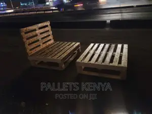 4*6 Pallet Bed- Detachable and Blazed Pallet Bed. (EN#8R,01)