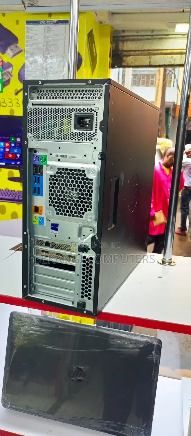 Desktop Computer HP Z440 8GB Intel Xeon HDD 1T