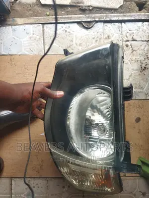 Mitsubishi L200 Headlight