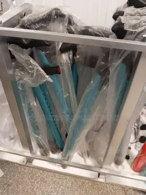Adjustable Auxiliary Crutches