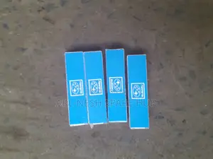 Subaru Spurk Plugs