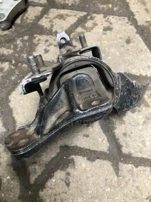 Engine Mountain Suzuki