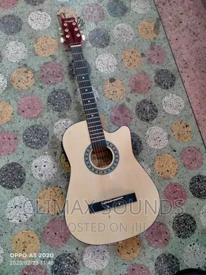 Acoustic Guitar 38" S